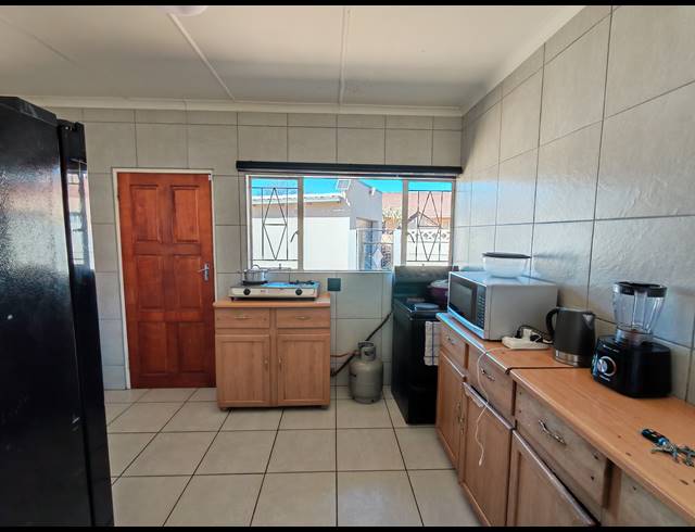 4 BEDROOM HOUSE FOR SALE IN BIRCH ACRES